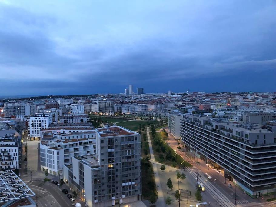 Ferienwohnung Stunning View Over Vienna In City Center Exterior foto